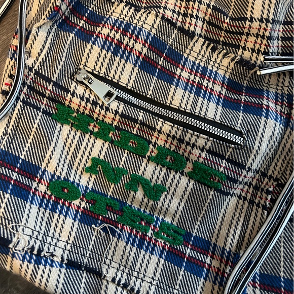 Plaid Drawstring Backpack/ crossbody - Picture 3 of 3